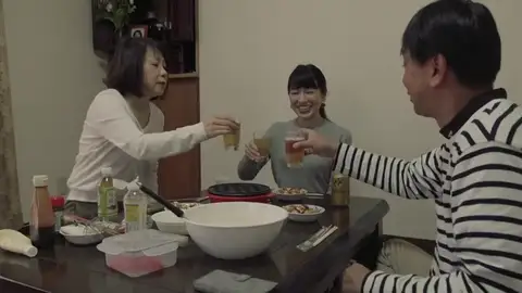 Una empresa japonesa permite alquilar familiares y amigos por 44 euros la hora Una empresa japonesa permite alquilar familiares y amigos por 44 euros la hora