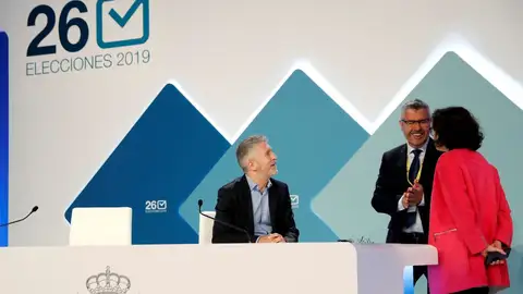 laSexta Noticias fin de semana (25-05-19) Cerca de 93.000 agentes se desplegarán para garantizar la seguridad en el 'superdomingo' electoral del 26M laSexta Noticias fin de semana (25-05-19) Cerca de 93.000 agentes se desplegarán para garantizar la seguridad en el 'superdomingo' electoral del 26M