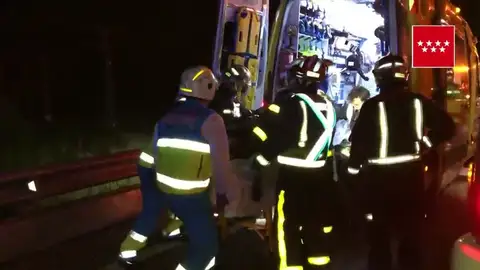 Cuatro heridos, uno de ellos grave, en un accidente de tráfico en Guadalix Cuatro heridos, uno de ellos grave, en un accidente de tráfico en Guadalix