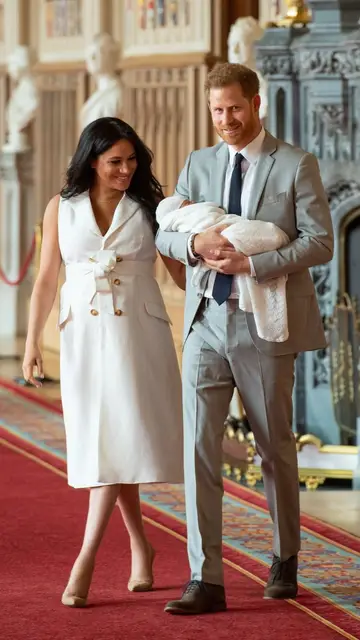 Meghan Markle presenta oficialmente a su hijo Archie Meghan Markle presenta oficialmente a su hijo Archie