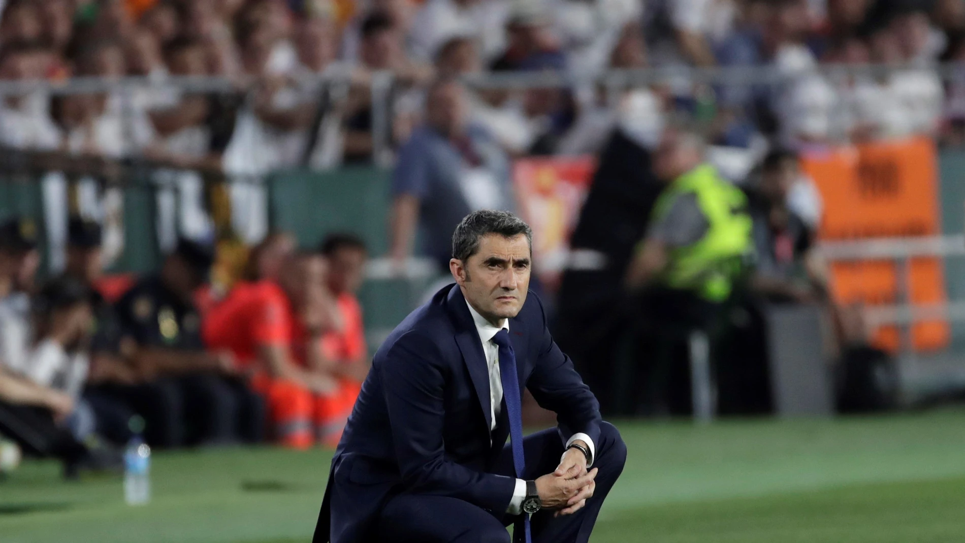 Ernesto Valverde, en la banda del Villamarín Ernesto Valverde, en la banda del Villamarín