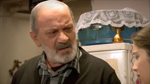 Riza, padre de Feriha El secreto de Feriha