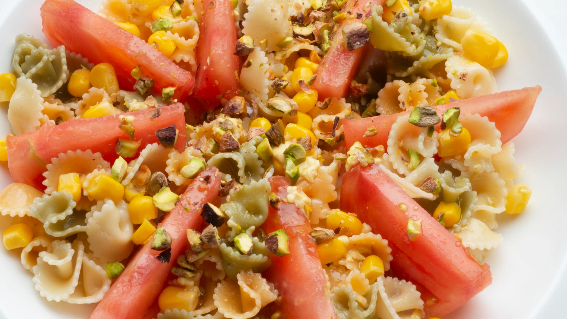 Ensalada de tomate y pasta