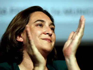 Ada Colau ante los medios Ada Colau ante los medios