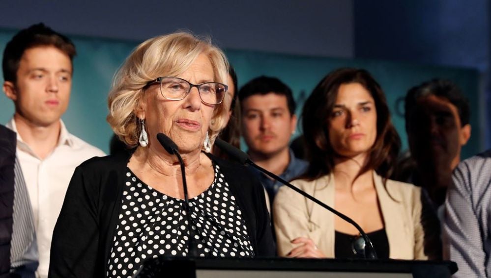 Manuela Carmena ante los medios