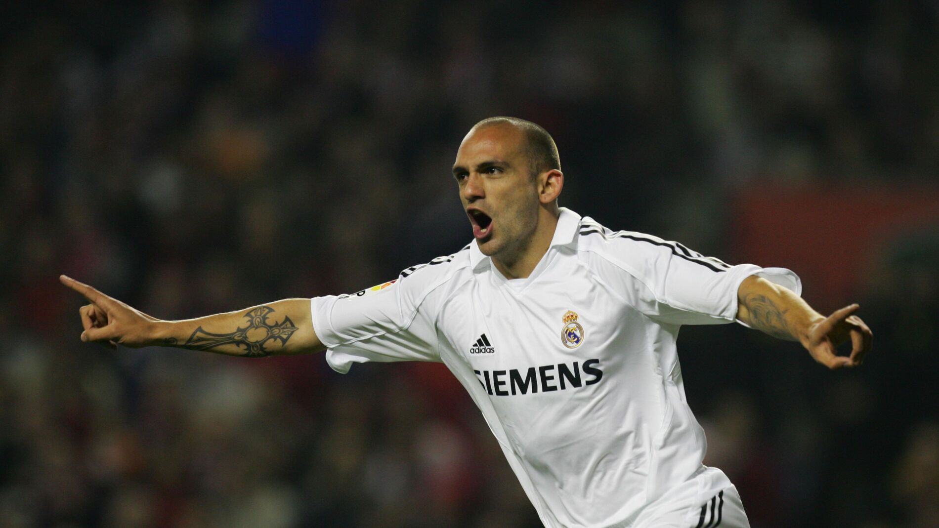 Ra&uacute;l Bravo, durante su etapa en el Real Madrid