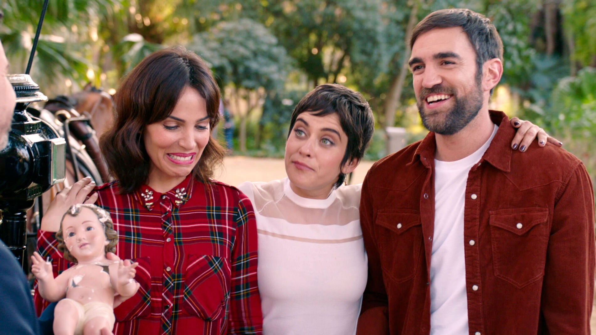 Gotzone, Carmen e I&ntilde;aki se ganan el puesto a la mejor familia