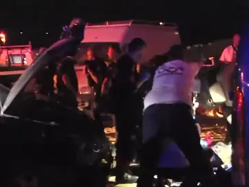 Se estrella un coche con siete inmigrantes ocultos Se estrella un coche con siete inmigrantes ocultos