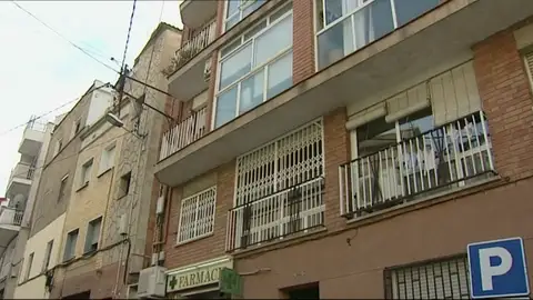 Herida una mujer tras ser arrastrada por su marido con el coche en Barcelona Herida una mujer tras ser arrastrada por su marido con el coche en Barcelona