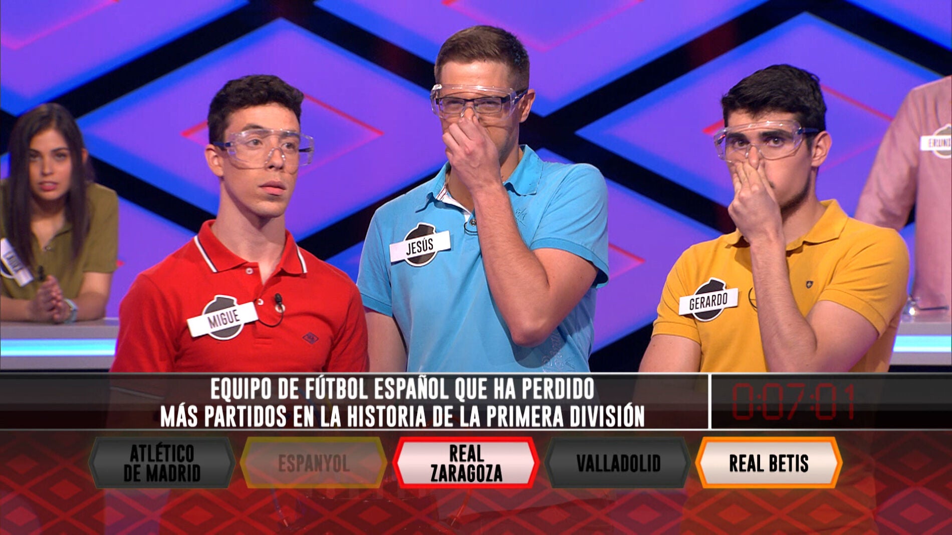 La remontada de los 'D'Bull' en '&iexcl;Boom!' se desvanece al ser preguntados por un equipo de f&uacute;tbol