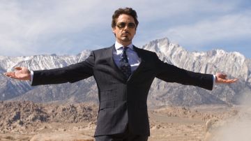 Robert Downey Jr es Iron Man Robert Downey Jr es Iron Man