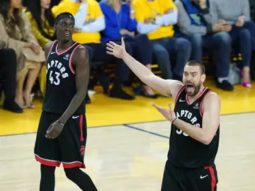 Marc Gasol y Siakam, en un partido de los Raptors Marc Gasol y Siakam, en un partido de los Raptors
