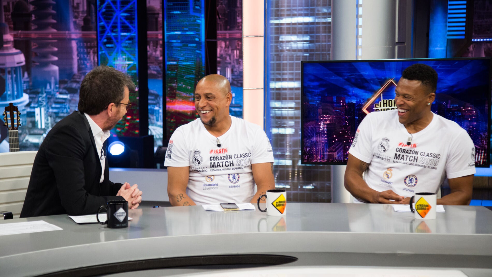 El rifirrafe de Roberto Carlos y Julio Baptista a cuento de la altura en 'El Hormiguero 3.0'