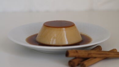 Cómo hacer flan de vainilla sin gluten, sin lactosa, sin huevo y ¡sin horno! 