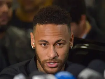 Neymar declara ante los medios de comunicación Neymar declara ante los medios de comunicación