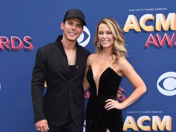 El cantante Granger Smith junto a su mujer Amber Bartlett El cantante Granger Smith junto a su mujer Amber Bartlett