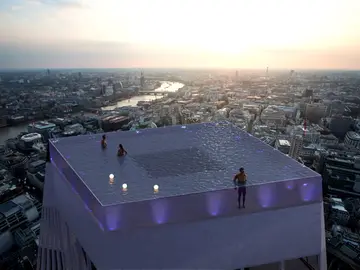Así será la primera piscina 'infinita', con el fondo transparente y vistas 360º en una azotea Así será la primera piscina 'infinita', con el fondo transparente y vistas 360º en una azotea