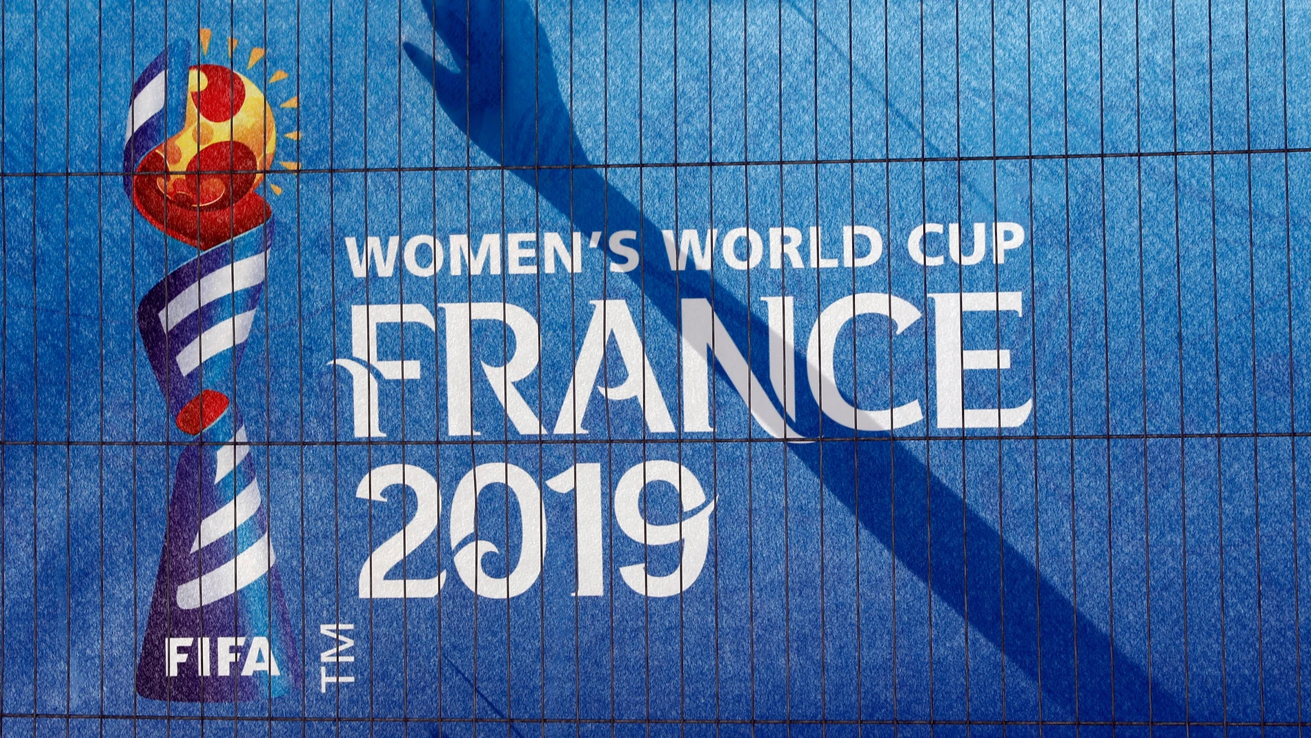 Lona con el logotipo del Mundial de Francia de fútbol femenino Lona con el logotipo del Mundial de Francia de fútbol femenino