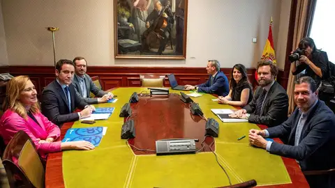 Reunión de representantes del PP y Vox Reunión de representantes del PP y Vox