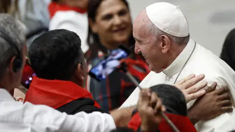 El Papa Francisco con más de 400 niños en el Vaticano El Papa Francisco con más de 400 niños en el Vaticano