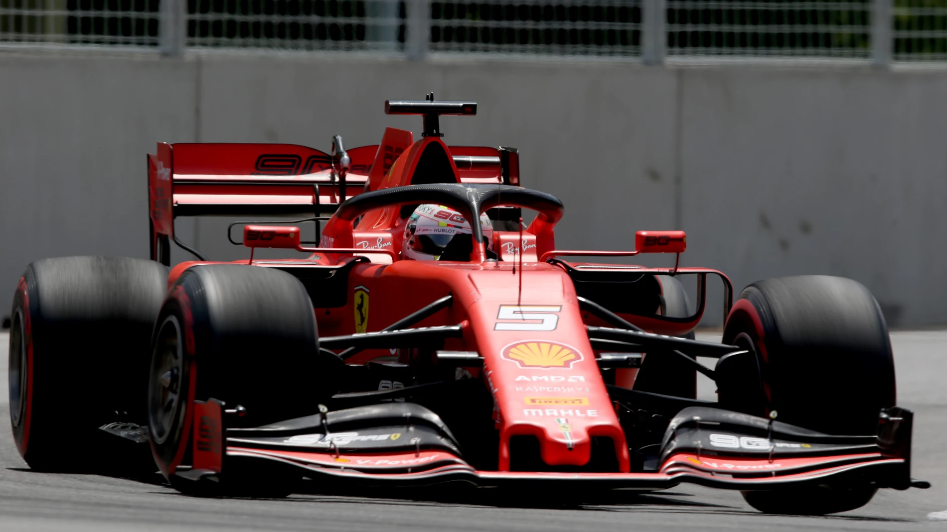 Vettel, a bordo de su Ferrari Vettel, a bordo de su Ferrari