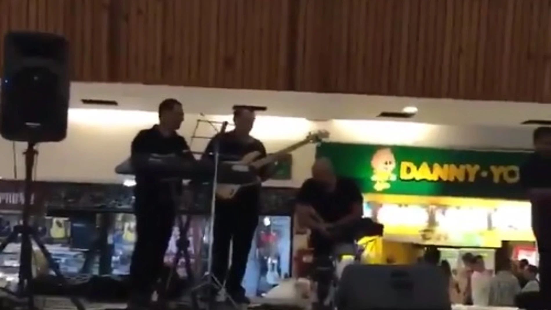 La banda de música tocando La banda de música tocando