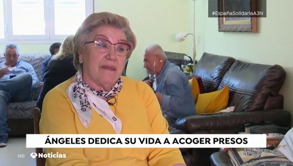 Una mujer de 78 años gestiona pisos para expresos que no tienen donde vivir