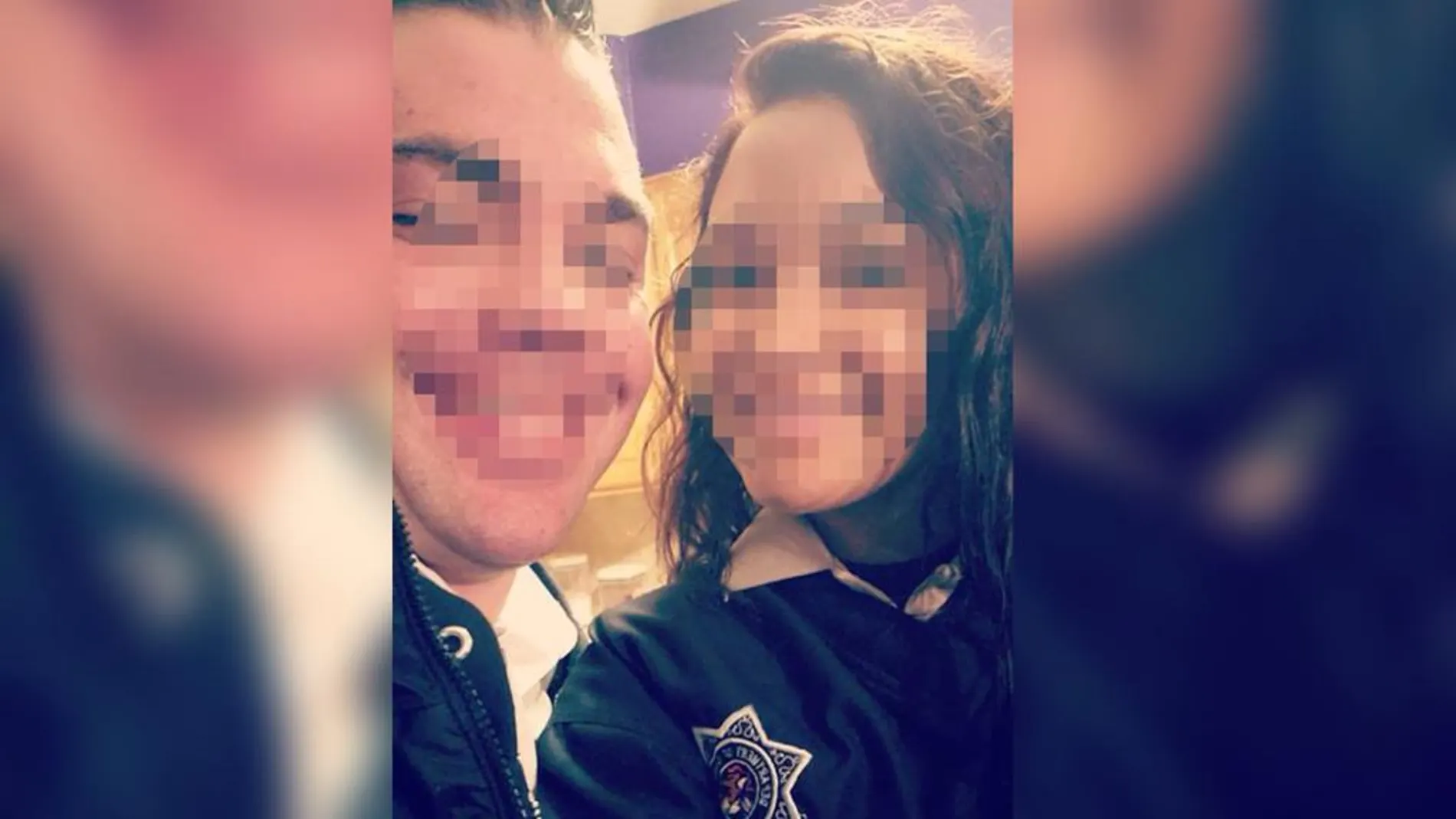 La pareja en una fotografía antigua La pareja en una fotografía antigua