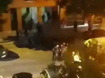 El vídeo del tiroteo en Aranjuez que deja una mujer muerta: una ruptura de pareja, posible causa del crimen El vídeo del tiroteo en Aranjuez que deja una mujer muerta: una ruptura de pareja, posible causa del crimen