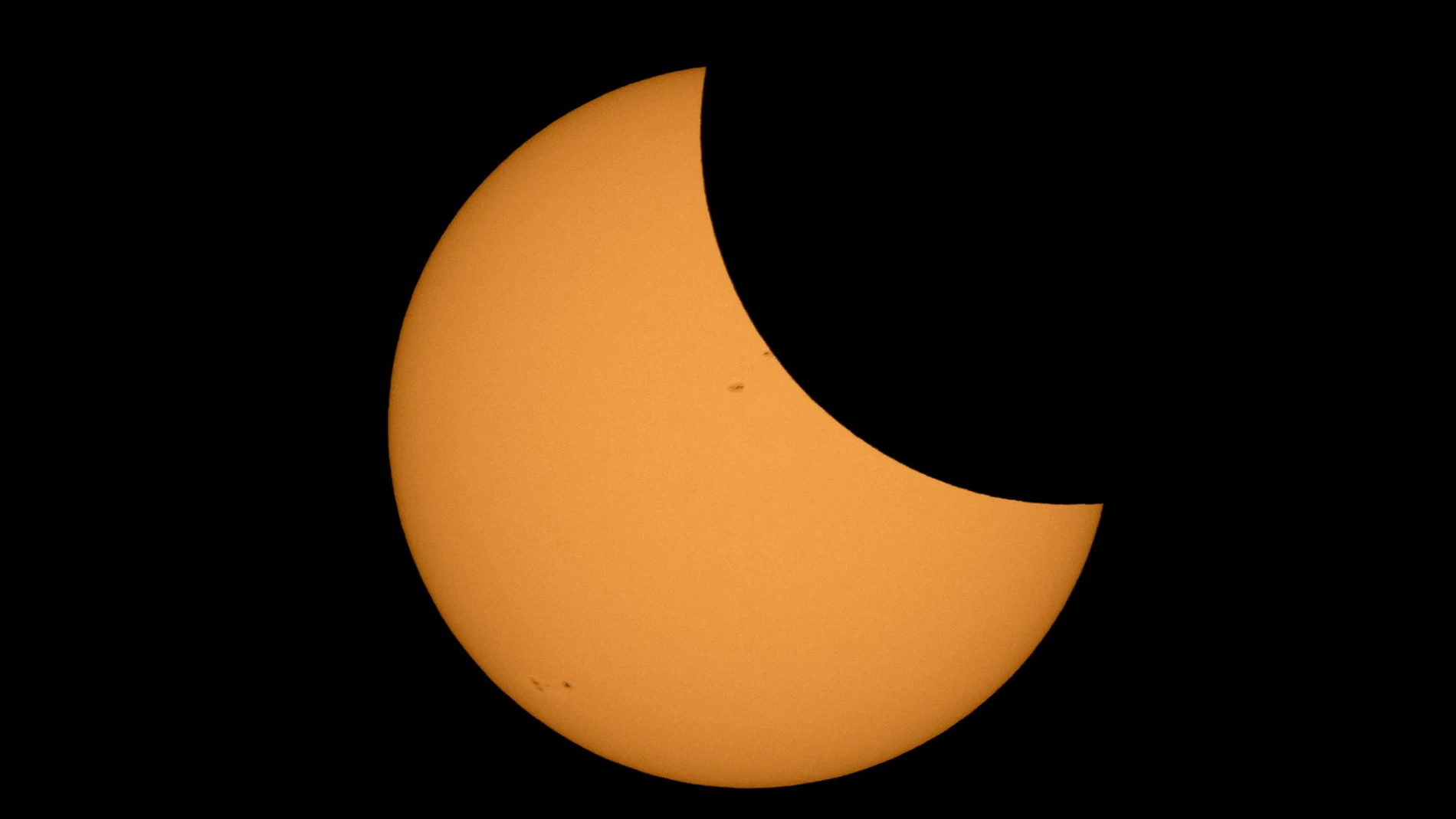 Un eclipse solar 21-08-2017 Un eclipse solar 21-08-2017