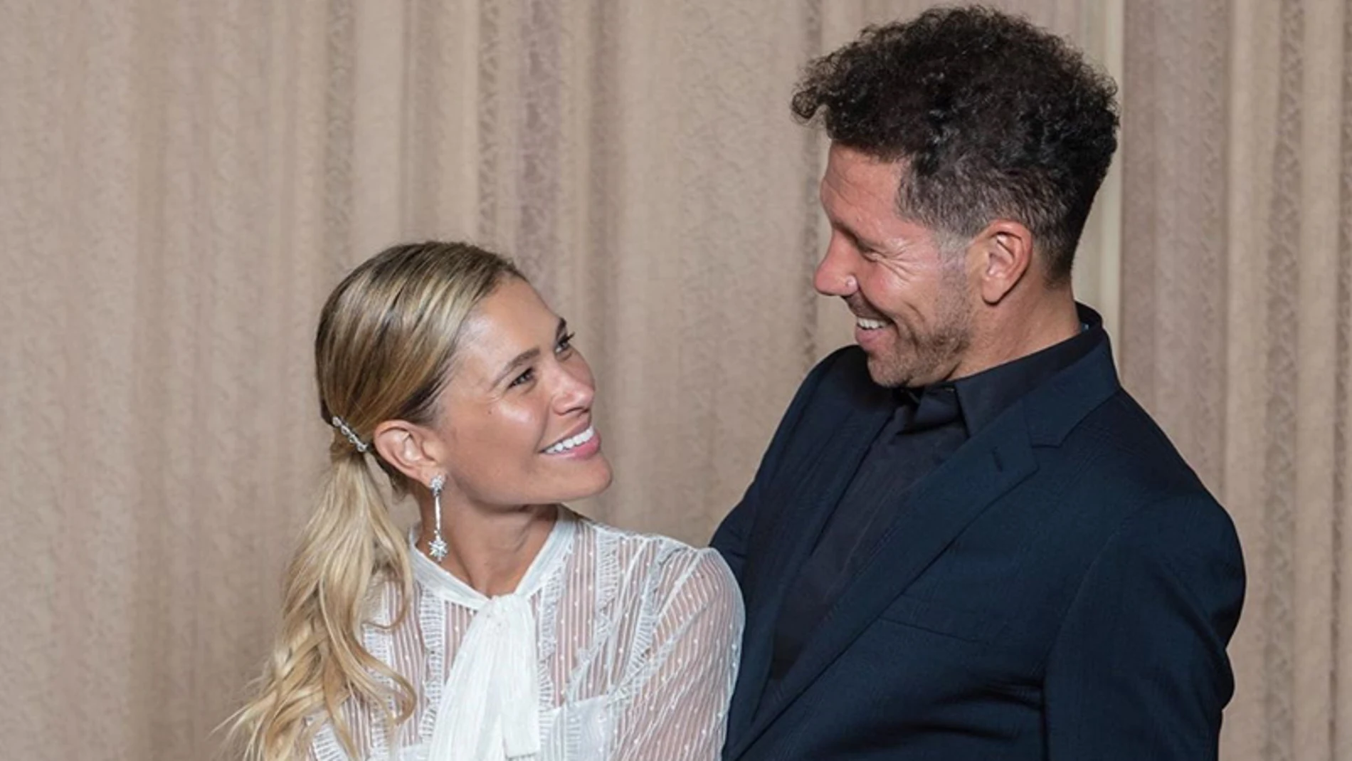 Simeone, con Carla Pereyra Simeone, con Carla Pereyra