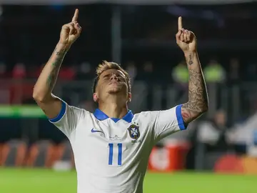 Coutinho celebra un gol Coutinho celebra un gol