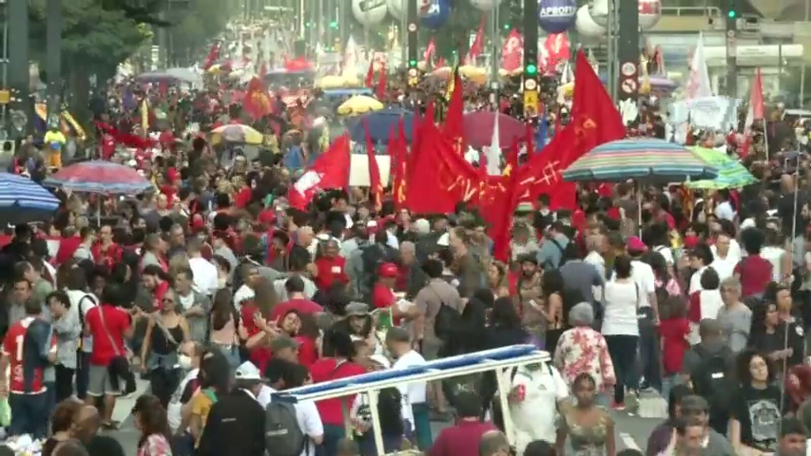 Detienen a alrededor de 80 personas por las protestas motivadas por la reforma de las pensiones y los recortes en educación en Brasil