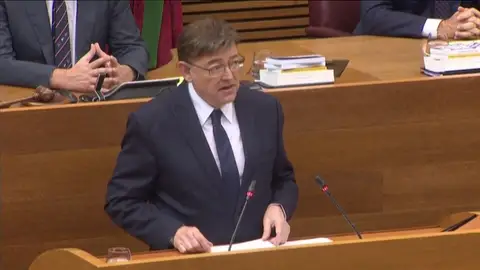 Ximo Puig toma posesión como como presidente de la Generalitat Valenciana Ximo Puig toma posesión como como presidente de la Generalitat Valenciana