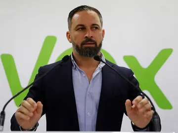 Santiago Abascal ante los medios (Archivo) Santiago Abascal ante los medios (Archivo)