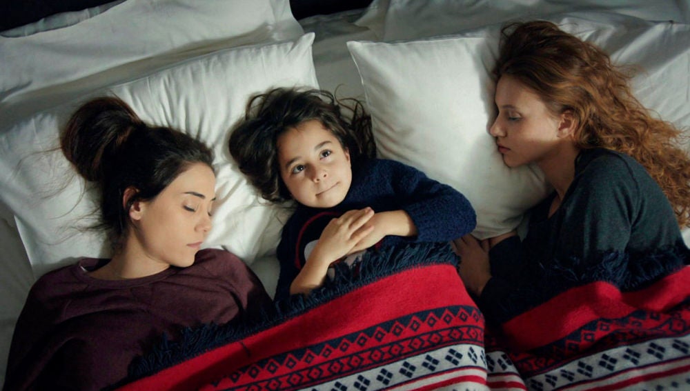 Las seis madres de 'Madre', la telenovela turca de Nova