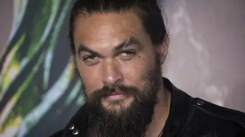 Jason Momoa en la premiere de 'Aquaman' Jason Momoa en la premiere de 'Aquaman'