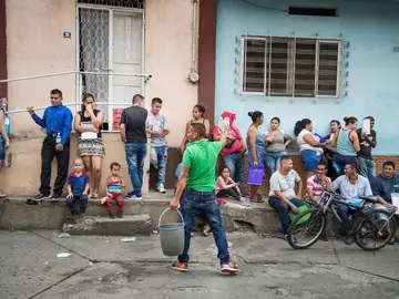 Migrantes aguardan regularización en México. Migrantes aguardan regularización en México.