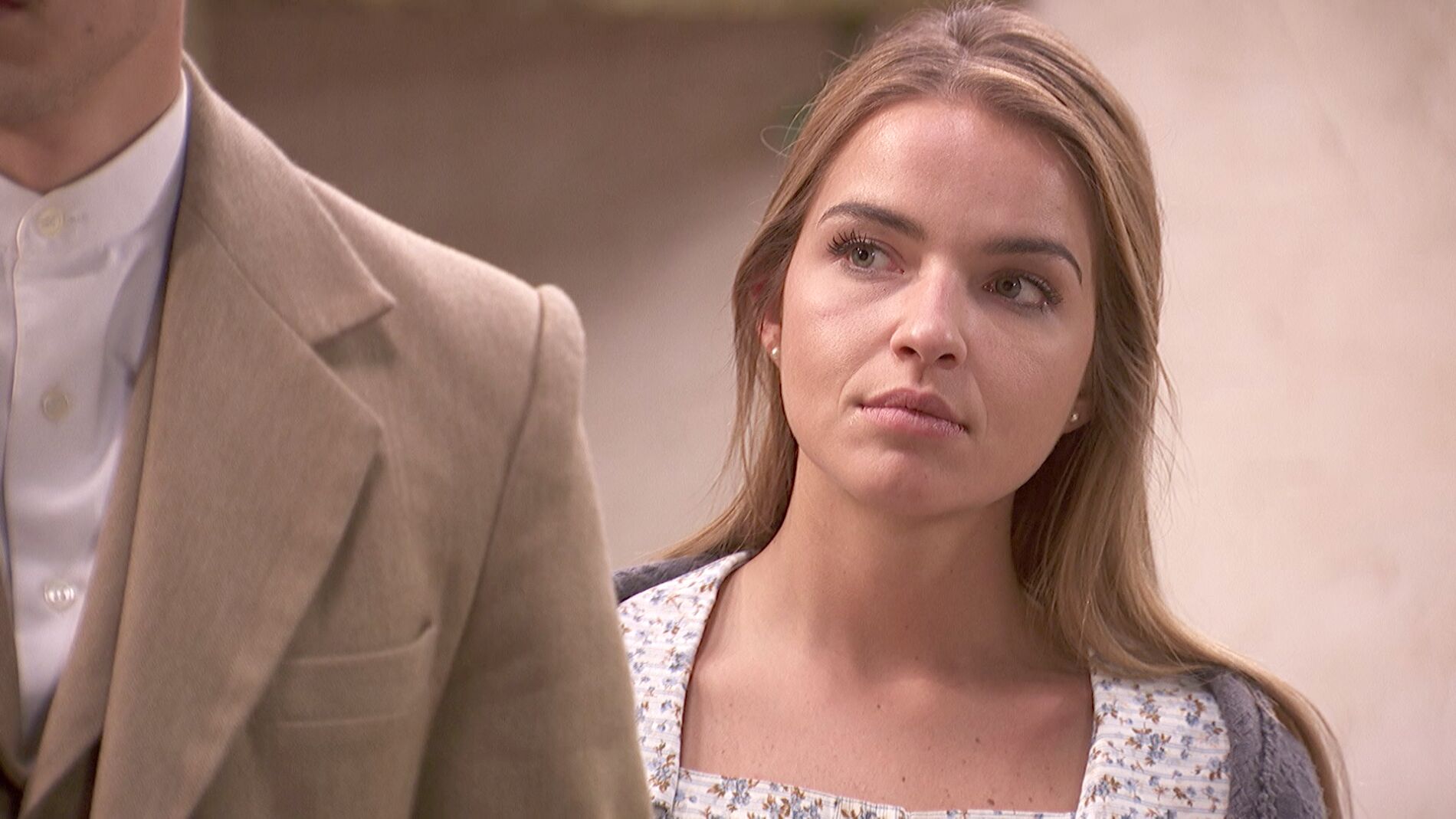 Antolina desata su ira para hacer enfermar a Elsa