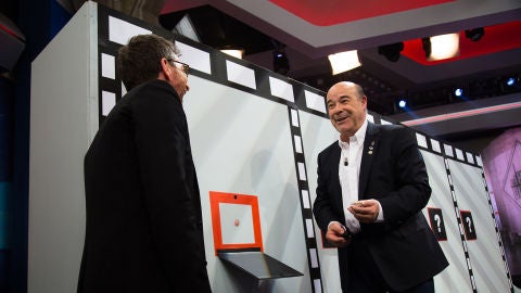 Antonio Resines alucina con el juego 'Culo o moflete' de 'El Hormiguero 3.0': "¿De dónde sacáis a estos tarados?"