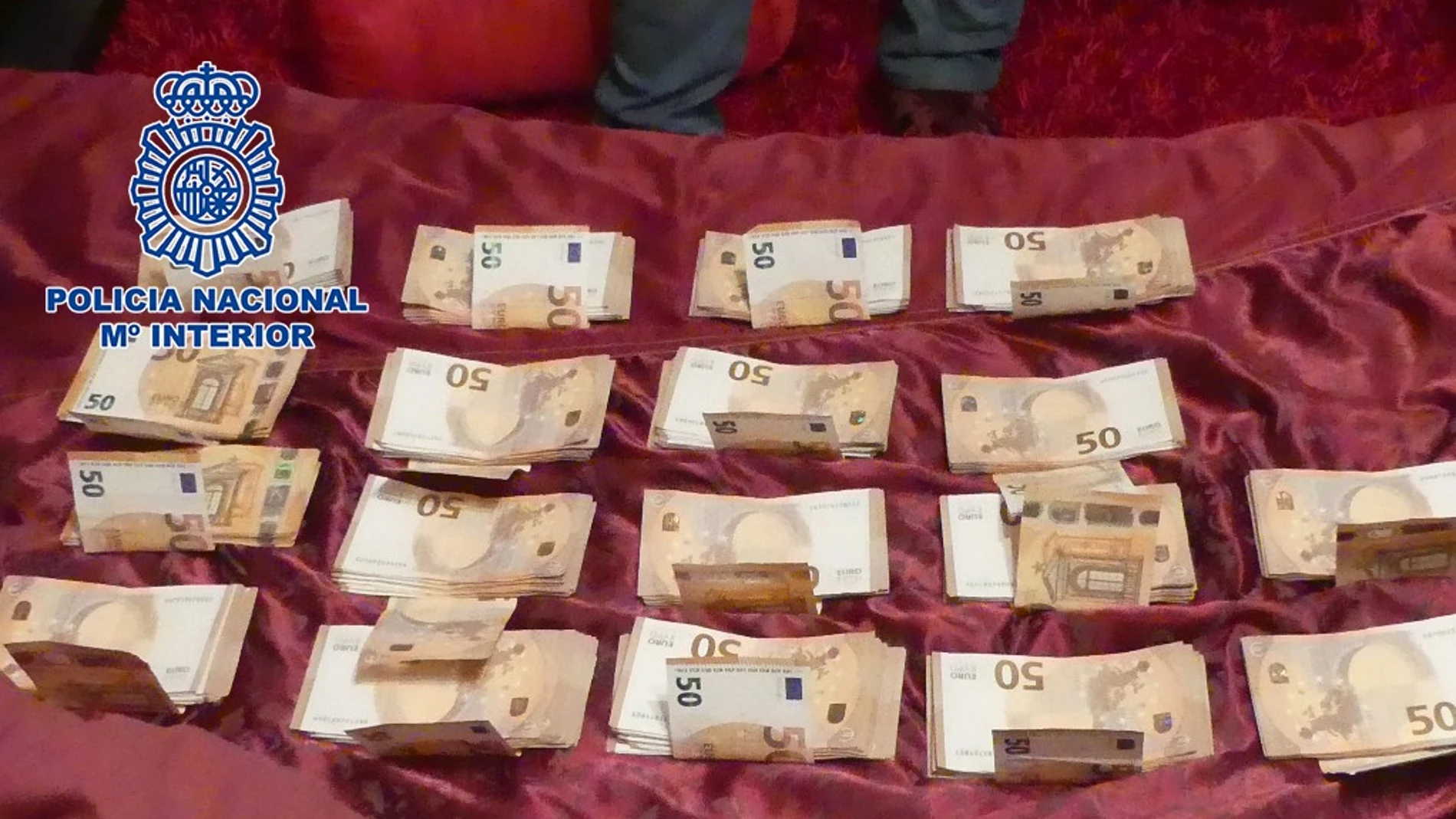 Liberadas 11 mujeres ucranianas que eran prostituidas en un club de alterne de Estépar (Burgos) Liberadas 11 mujeres ucranianas que eran prostituidas en un club de alterne de Estépar (Burgos)