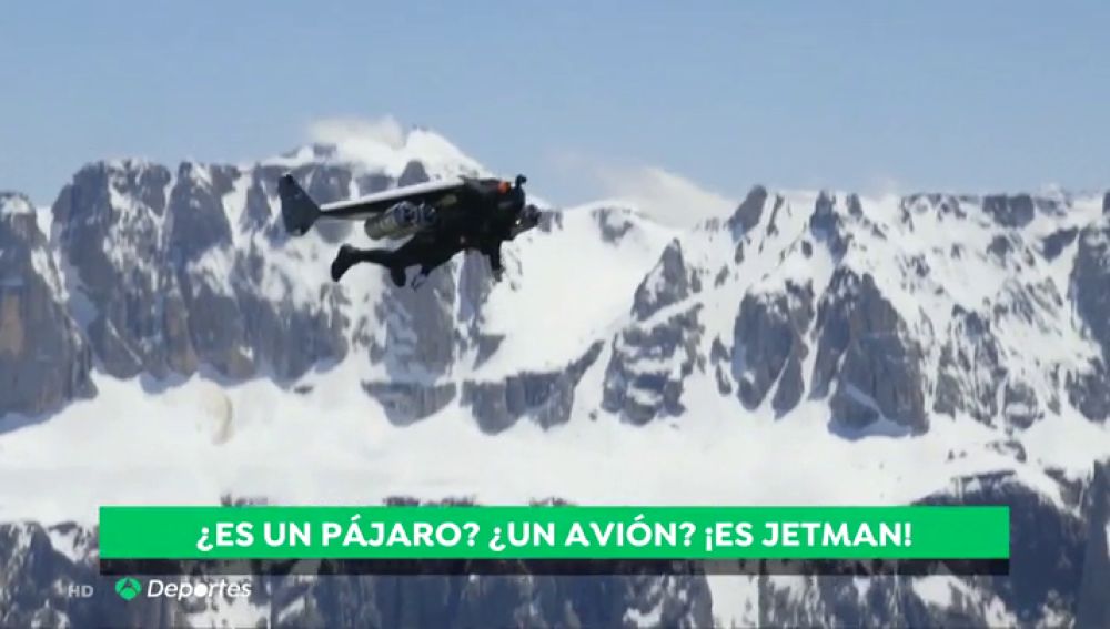 El increíble vuelo del 'hombre reactor' sobre los Dolomitas a 300 km/h
