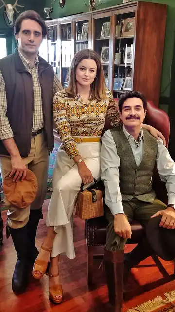 La primera imágen de Los Ordóñez, la nueva familia de la octava temporada de 'Amar es para siempre' La primera imágen de Los Ordóñez, la nueva familia de la octava temporada de 'Amar es para siempre'