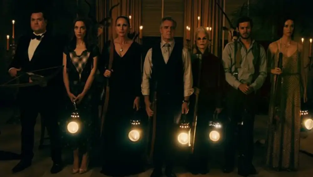 Una familia de asesinos en 'Ready or not' Una familia de asesinos en 'Ready or not'
