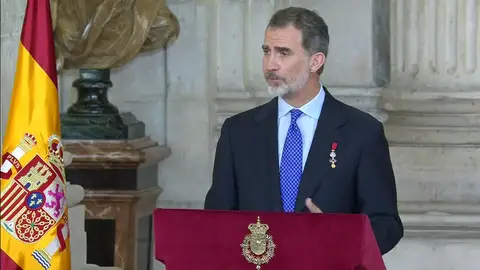 El rey renueva su compromiso de servicio con ejemplaridad y dignidad El rey renueva su compromiso de servicio con ejemplaridad y dignidad