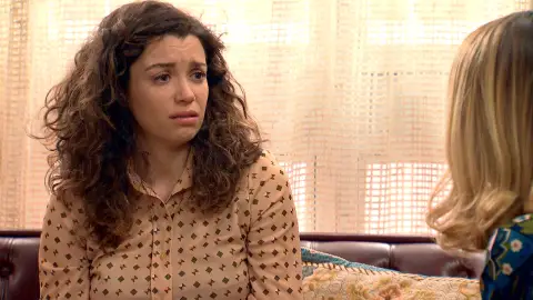 Amelia, aterrorizada con pensar en volver a su vida anterior Amelia, aterrorizada con pensar en volver a su vida anterior