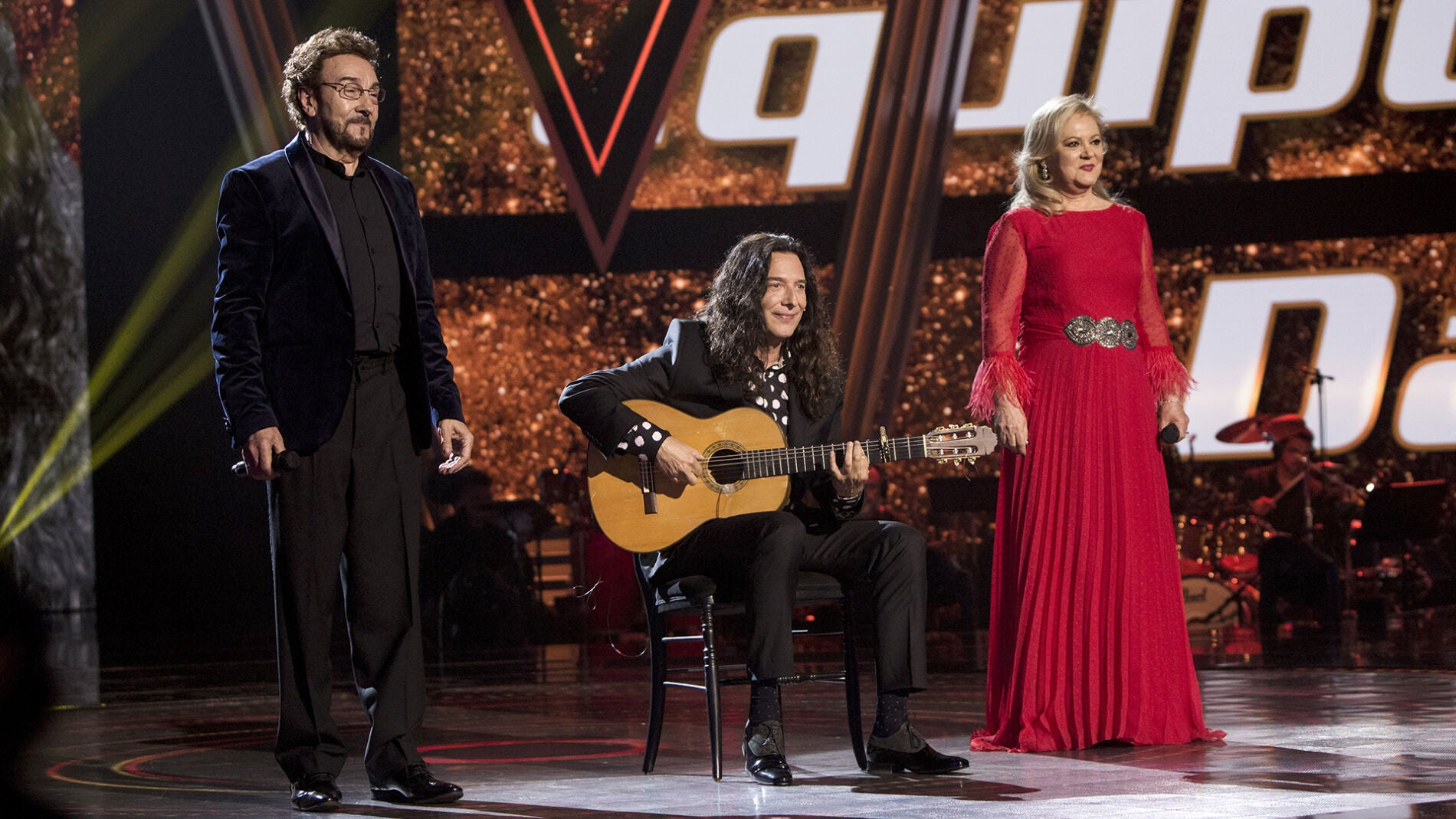 Semifinal: Ignacio Encinas y Blanca Villa cantan ‘Sevilla’ con Tomatito a la guitarra en la Semifinal de ‘La Voz Senior’