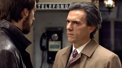 Domingo descubre que está en peligro Domingo descubre que está en peligro