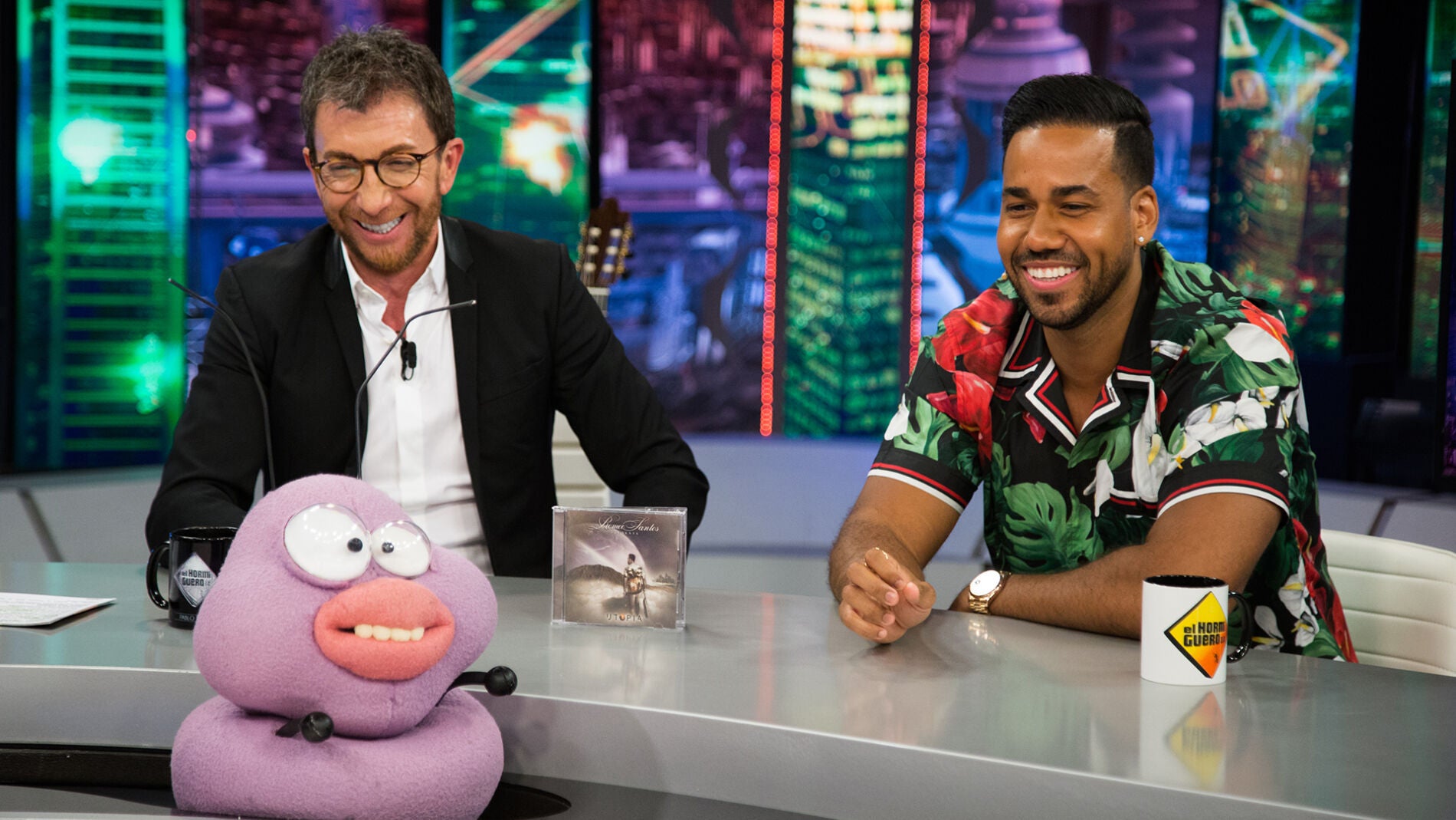 Romeo Santos averigua en 'El Hormiguero 3.0' a los famosos tras los tatuajes más horrorosos del mundo