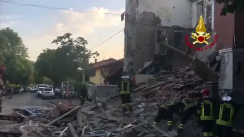 Tres fallecidos en el derrumbe de un edificio en Italia Tres fallecidos en el derrumbe de un edificio en Italia
